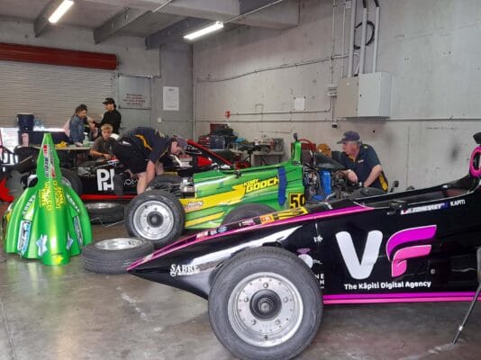 race-with-sabre-motorsport